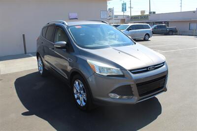 2014 Ford Escape Titanium   - Photo 1 - Van Nuys, CA 91406