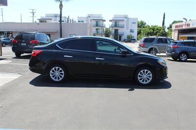 2019 Nissan Sentra SV   - Photo 8 - Van Nuys, CA 91406