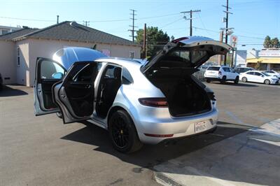 2017 Porsche Macan GTS   - Photo 26 - Van Nuys, CA 91406