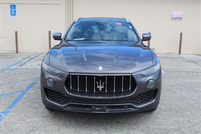 2017 Maserati Levante S   - Photo 2 - Van Nuys, CA 91406