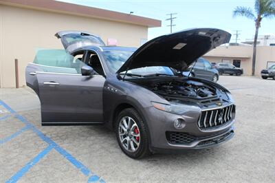 2017 Maserati Levante S   - Photo 23 - Van Nuys, CA 91406