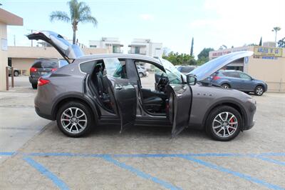 2017 Maserati Levante S   - Photo 30 - Van Nuys, CA 91406