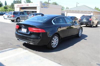 2019 Jaguar XE 25t   - Photo 7 - Van Nuys, CA 91406