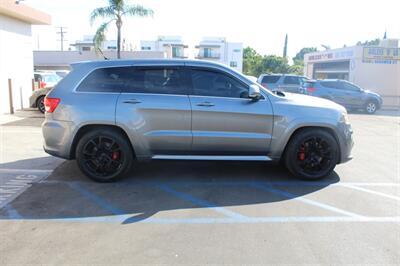 2013 Jeep Grand Cherokee SRT8   - Photo 8 - Van Nuys, CA 91406