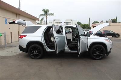 2018 Chevrolet Traverse LS   - Photo 29 - Van Nuys, CA 91406