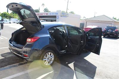 2018 Mazda Mazda3 Sport   - Photo 23 - Van Nuys, CA 91406