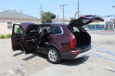 2020 Kia Telluride LX   - Photo 27 - Van Nuys, CA 91406