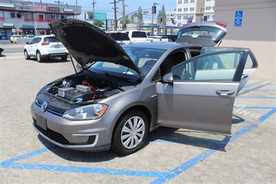 2015 Volkswagen e-Golf Limited Edition   - Photo 23 - Van Nuys, CA 91406