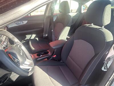2024 Kia Forte LXS   - Photo 13 - Spokane Valley, WA 99206