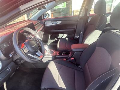 2024 Kia Forte LXS   - Photo 11 - Spokane Valley, WA 99206