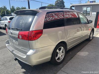 2010 Toyota Sienna XLE   - Photo 5 - Spokane Valley, WA 99206