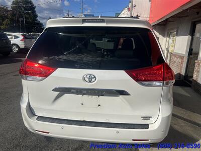 2012 Toyota Sienna Limited 7-Passenger   - Photo 6 - Spokane Valley, WA 99206