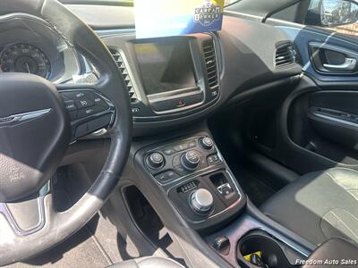 2015 Chrysler 200 S   - Photo 12 - Spokane Valley, WA 99206