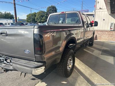 2004 Ford F-350 XLT   - Photo 5 - Spokane Valley, WA 99206