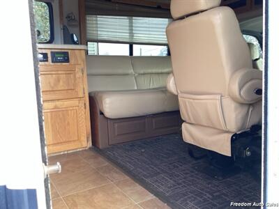 2007 BORN FREE RV 32FT WIDE BODY  RV - Photo 16 - Spokane Valley, WA 99206