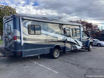 2007 BORN FREE RV 32FT WIDE BODY  RV - Photo 1 - Spokane Valley, WA 99206