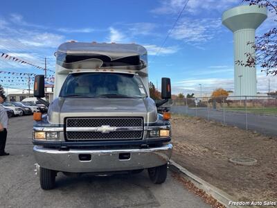 2007 BORN FREE RV 32FT WIDE BODY  RV - Photo 13 - Spokane Valley, WA 99206