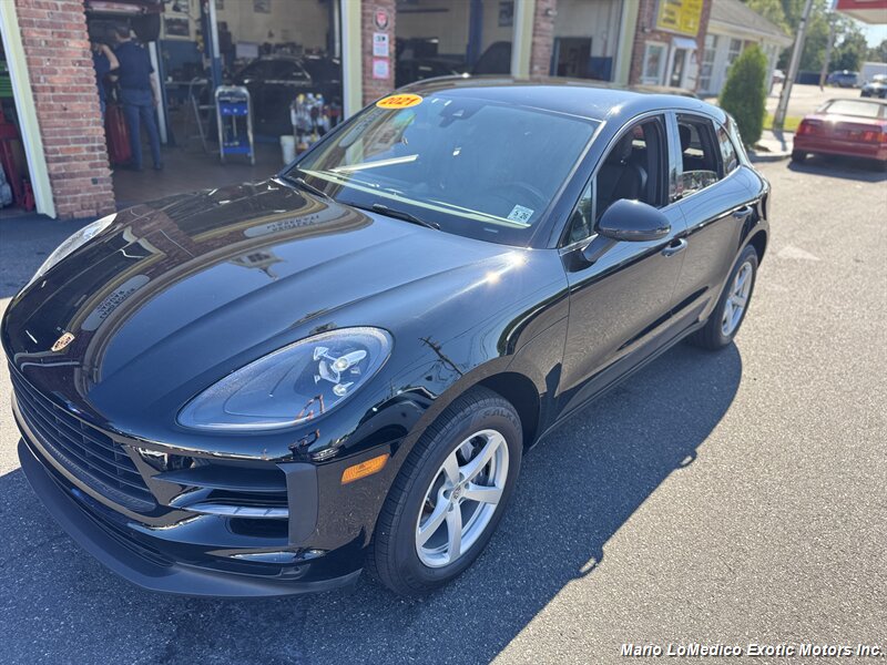 2021 Porsche Macan Base