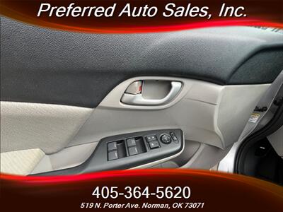 2013 Honda Civic Natural Gas   - Photo 11 - Norman, OK 73071