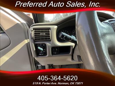 2002 Oldsmobile Silhouette GLS   - Photo 18 - Norman, OK 73071