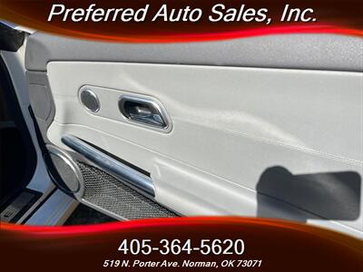 2005 Chrysler Crossfire Limited - Photo 8 - Norman, OK 73071
