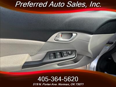 2013 Honda Civic Natural Gas   - Photo 12 - Norman, OK 73071