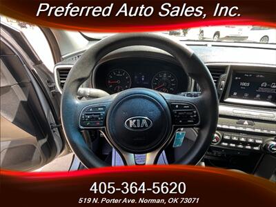 2019 Kia Sportage LX   - Photo 12 - Norman, OK 73071