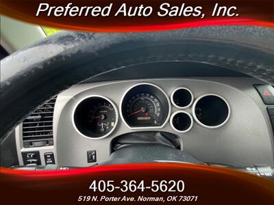 2013 Toyota Sequoia SR5 - Photo 22 - Norman, OK 73071