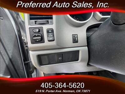2013 Toyota Sequoia SR5 - Photo 32 - Norman, OK 73071