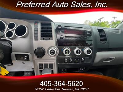 2013 Toyota Sequoia SR5 - Photo 38 - Norman, OK 73071