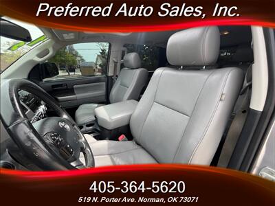 2013 Toyota Sequoia SR5 - Photo 29 - Norman, OK 73071
