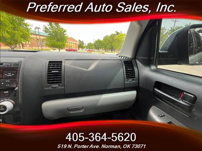 2013 Toyota Sequoia SR5 - Photo 21 - Norman, OK 73071