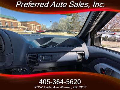 1995 Chevrolet C1500 Cheyenne - Photo 9 - Norman, OK 73071