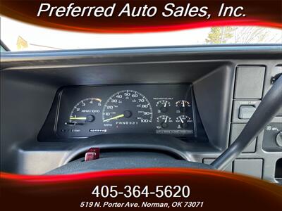 1995 Chevrolet C1500 Cheyenne - Photo 7 - Norman, OK 73071