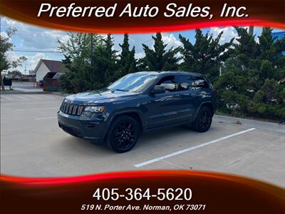 2018 Jeep Grand Cherokee Laredo   - Photo 3 - Norman, OK 73071