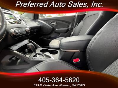 2011 Hyundai TUCSON GLS   - Photo 15 - Norman, OK 73071