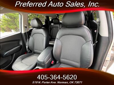 2011 Hyundai TUCSON GLS   - Photo 10 - Norman, OK 73071