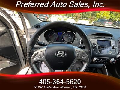 2011 Hyundai TUCSON GLS   - Photo 11 - Norman, OK 73071