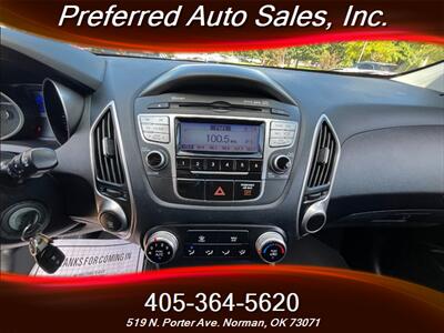 2011 Hyundai TUCSON GLS   - Photo 12 - Norman, OK 73071