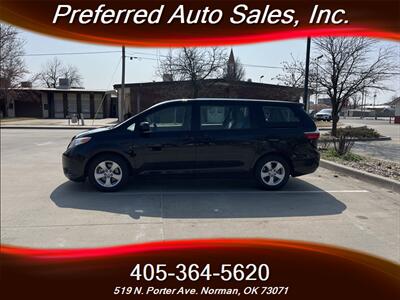 2015 Toyota Sienna L 7-Passenger   - Photo 3 - Norman, OK 73071