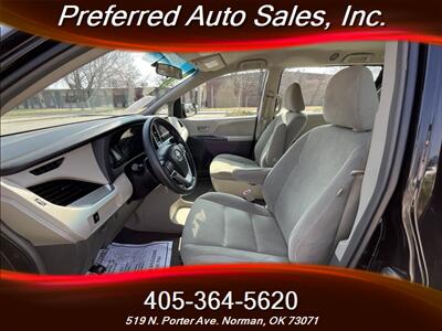 2015 Toyota Sienna L 7-Passenger   - Photo 13 - Norman, OK 73071