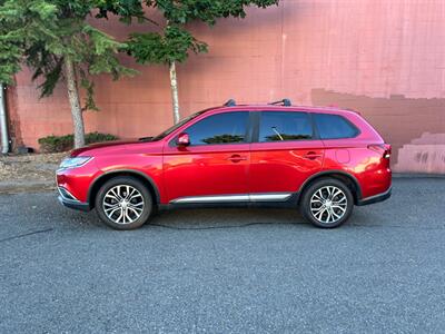 2018 Mitsubishi Outlander SE   - Photo 4 - Auburn, WA 98002