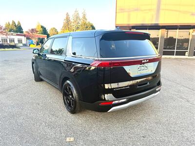 2022 Kia Carnival LX   - Photo 6 - Auburn, WA 98002