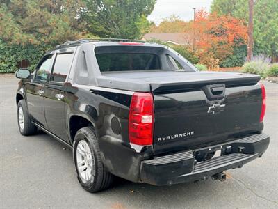 2007 Chevrolet Avalanche LTZ 1500   - Photo 6 - Auburn, WA 98002