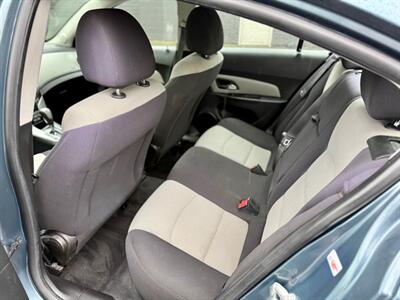 2012 Chevrolet Cruze LS   - Photo 10 - Auburn, WA 98002