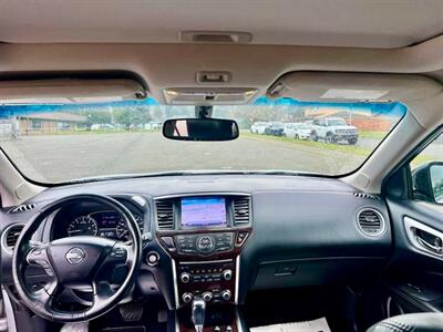 2014 Nissan Pathfinder Platinum   - Photo 10 - Auburn, WA 98002