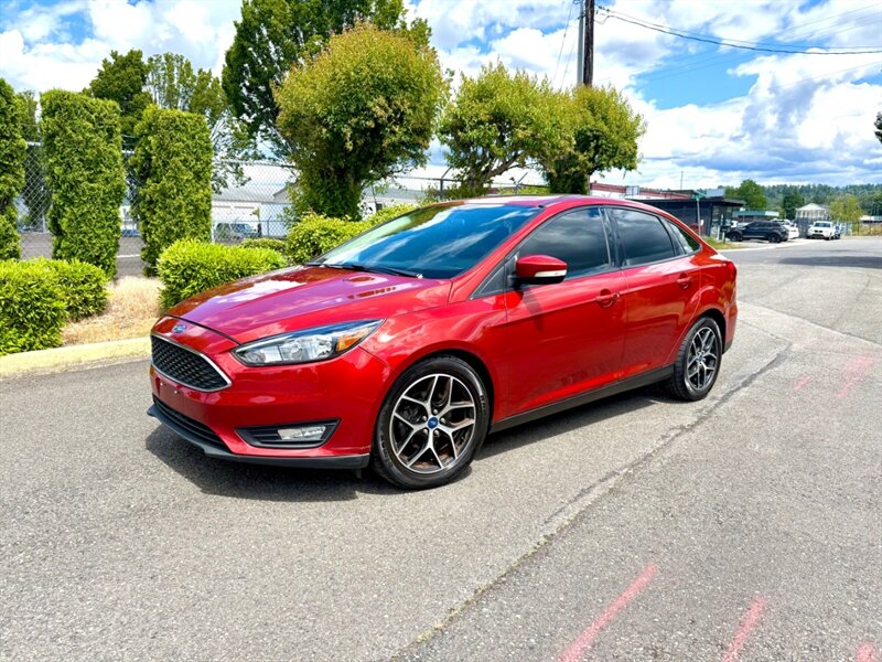 2018 Ford Focus SEL   - Photo 1 - Auburn, WA 98002