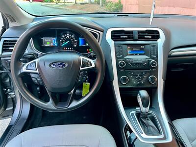 2014 Ford Fusion Hybrid S   - Photo 9 - Auburn, WA 98002