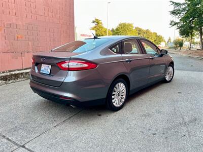 2014 Ford Fusion Hybrid S   - Photo 7 - Auburn, WA 98002