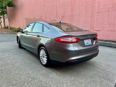 2014 Ford Fusion Hybrid S   - Photo 5 - Auburn, WA 98002